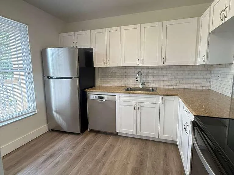 6300 NW 62nd St #303 — Photo 16