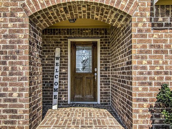 3rd image of 4712 High Creek Ct