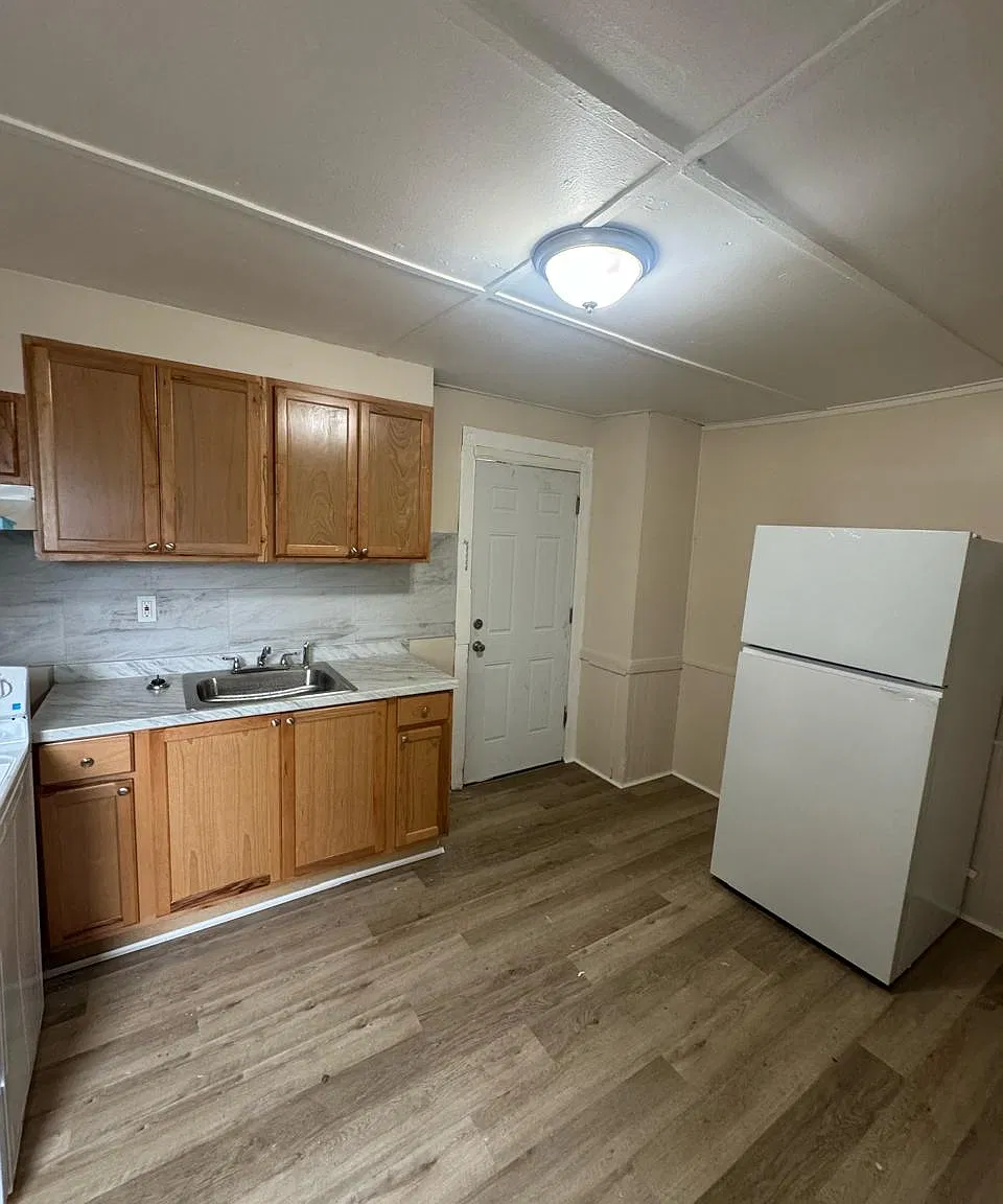 205 Barrett Street - 1 — Photo 3