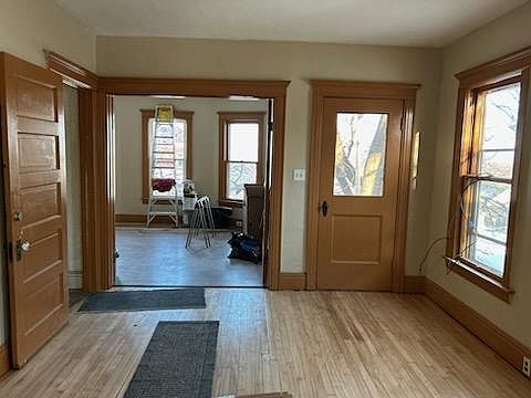4th image of 203 Burnet Park Dr #2