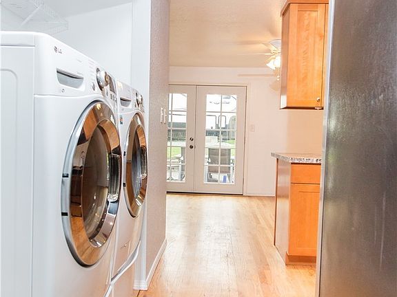 5th image of 21132 81st Ave NW