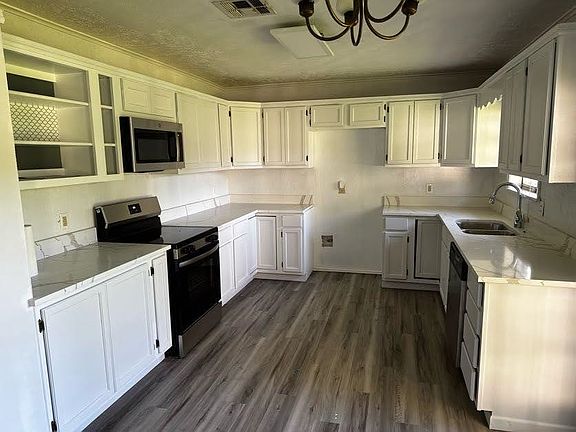 4th image of 7785 Ginger Ln