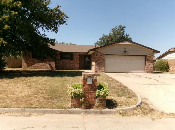 2806 S Estate Dr, El Reno, OK 73036