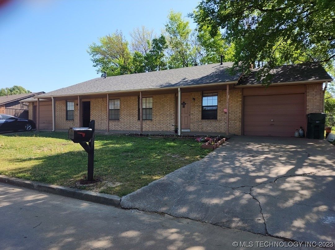 1102 N Willow Dr, Claremore, OK 74017 Zillow