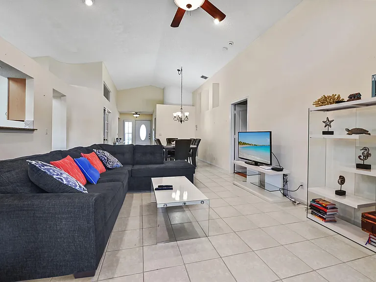 2241 Soundings Ct — Photo 14