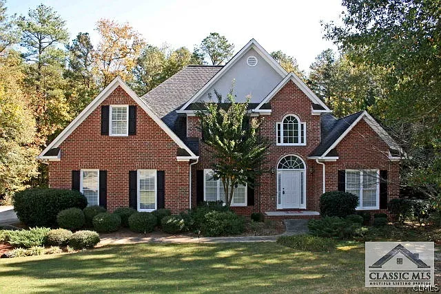 1101 Millers Lake Drive photo 1