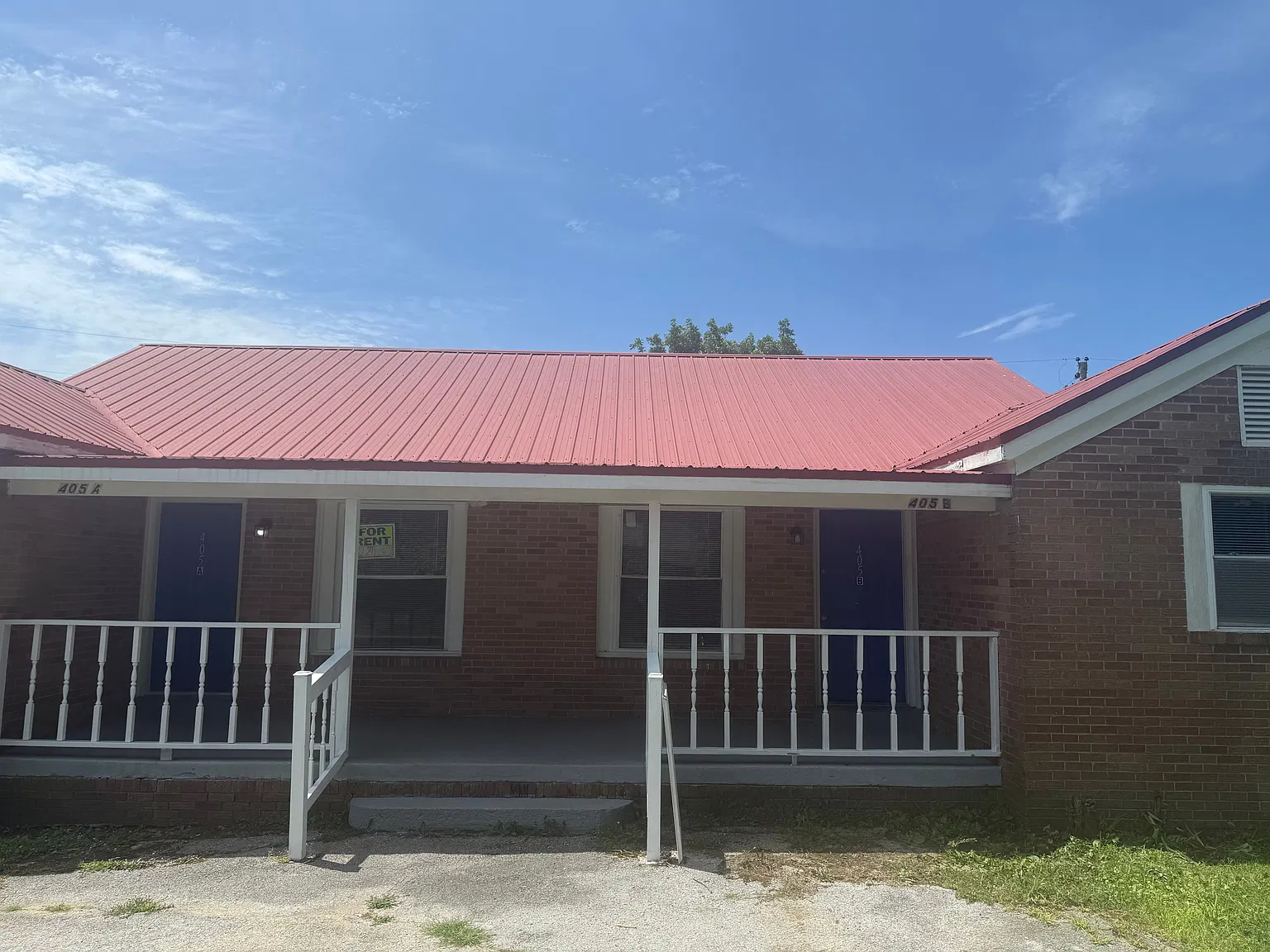 1 bed, 1.0 bath, 900 sqft, $800 — Photo 1