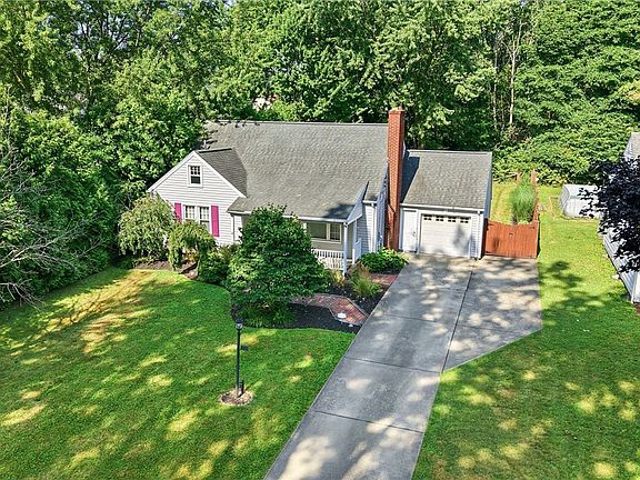 2nd image of 4746 Firnley Ave