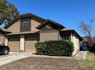 9933 Ardash Ln, San Antonio, TX 78250