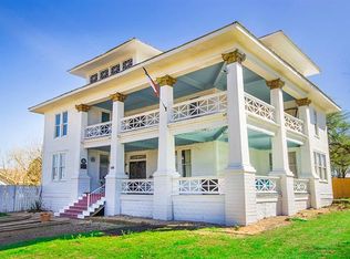 500 E Davilla St, Granger, TX 76530