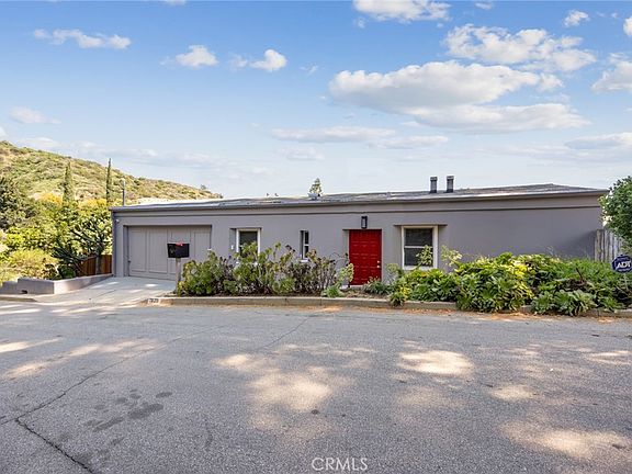 2nd image of 1620 Ina Dr