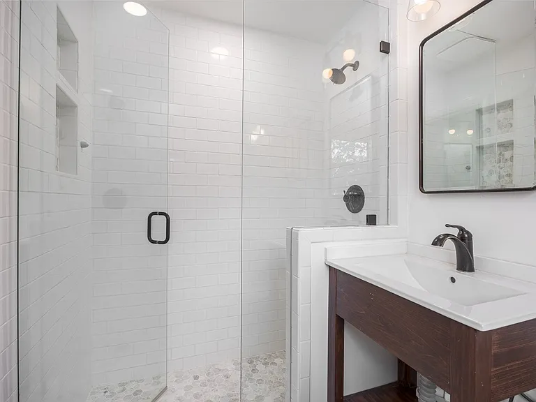 5235 Kincannon Dr — Photo 21