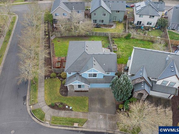 5th image of 873 SE Bayshore Cir