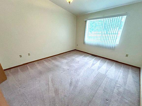 3rd image of 4209 Cooper Ave #4209