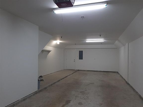 4th image of 11315 Main St Unit 303
