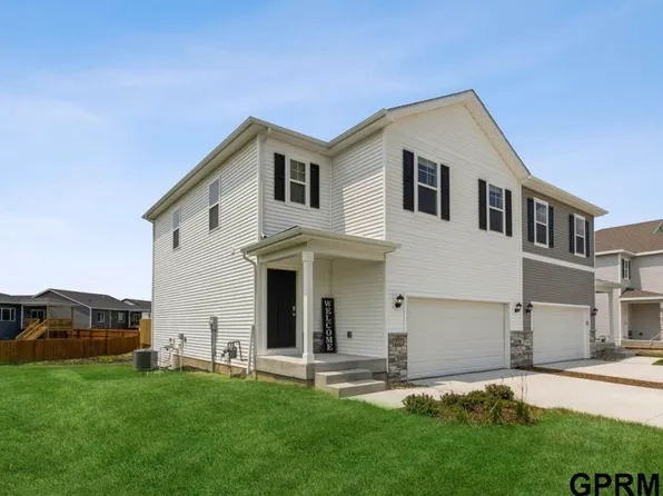 7818 N 169th St, Bennington, NE 68007