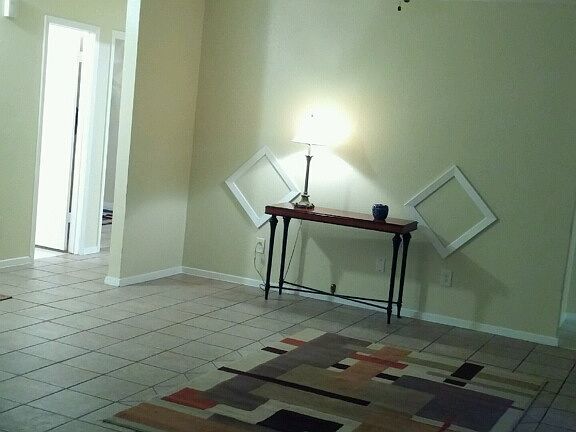 3rd image of 2718 NW 18th St
