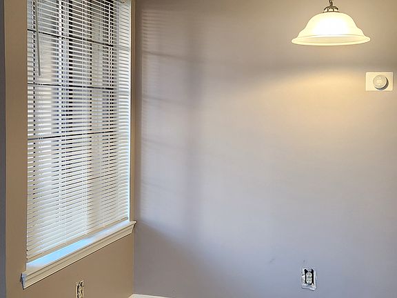 5th image of 6010D Curtier Dr APT D