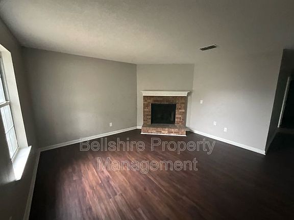 2nd image of 302 Bellshire Terrace Ct