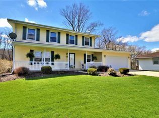 1639 Brandywine Ln, Dixon, IL 61021