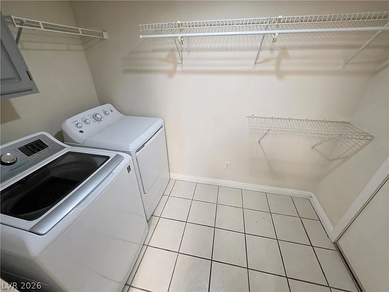 408 Roman Tree Ct — Photo 8