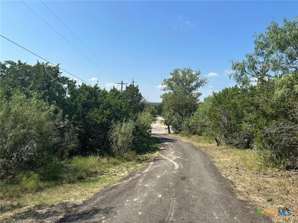 1105 Hillyer St, San Marcos, TX 78666