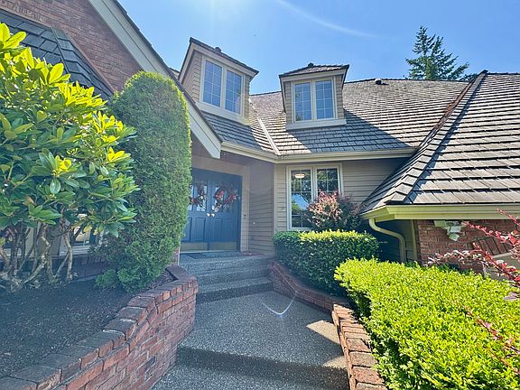 2nd image of 4752 225th Ave SE