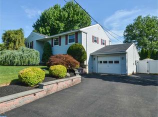 46 Buckman Dr, Hatboro, PA 19040