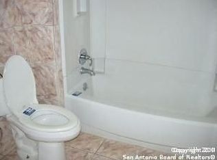 439 Berry Hl, San Antonio, TX 78227