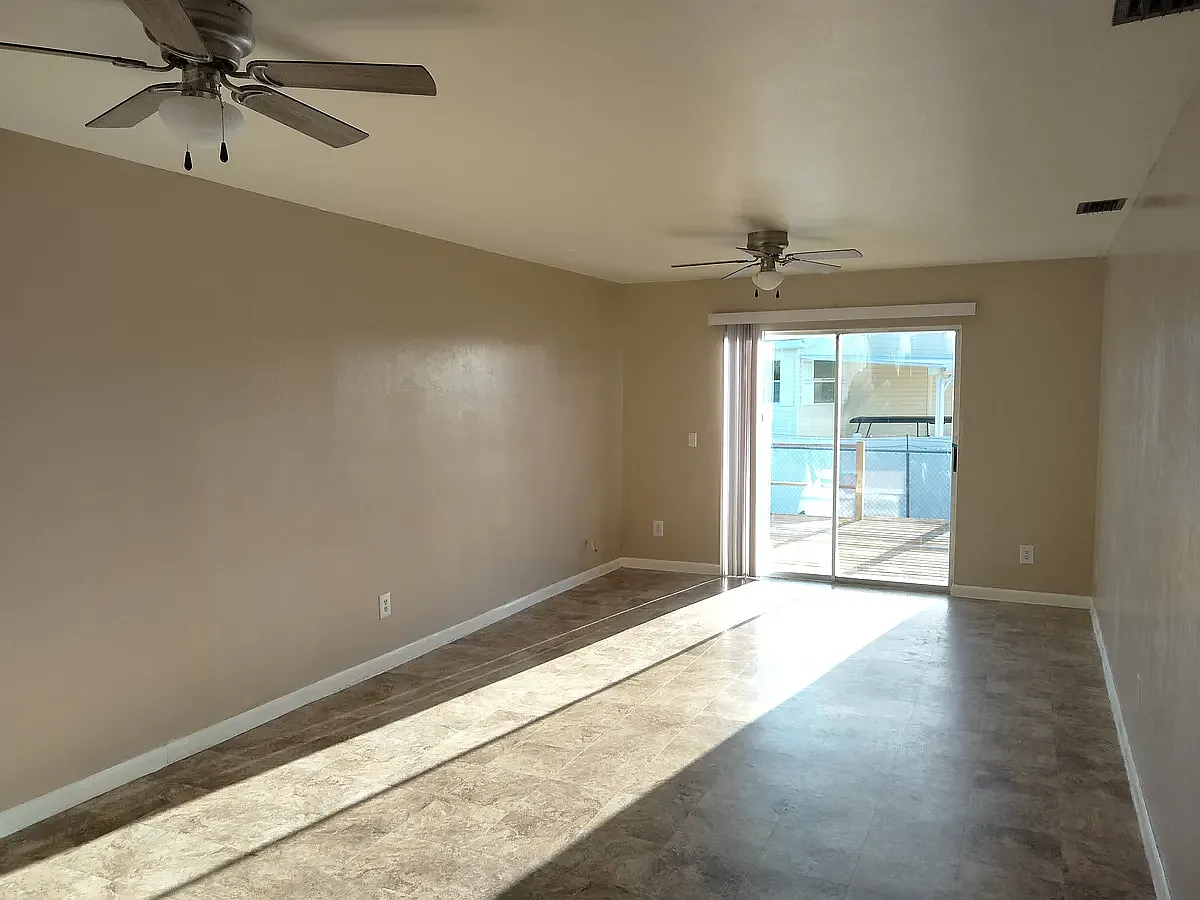 2 bed, 1100 sqft, $1,675 — Photo 3