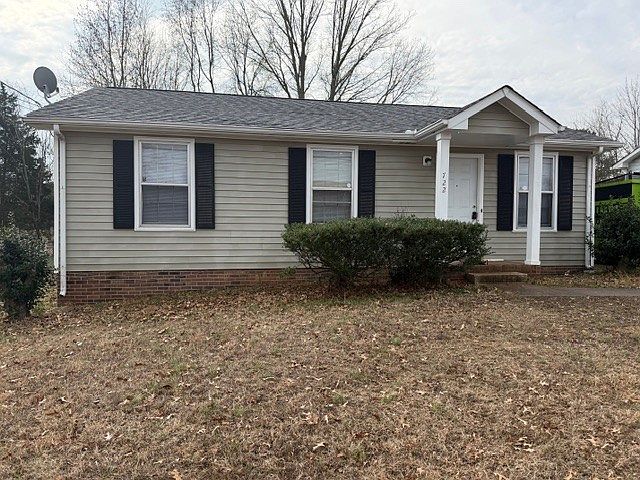 1st image of 722 Shelton Cir
