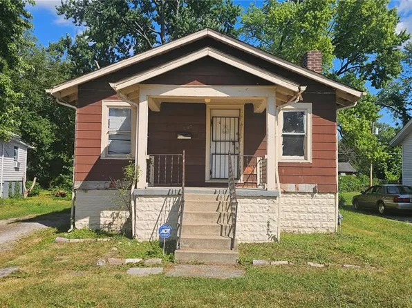 830 N 83rd St, East Saint Louis, IL 62203