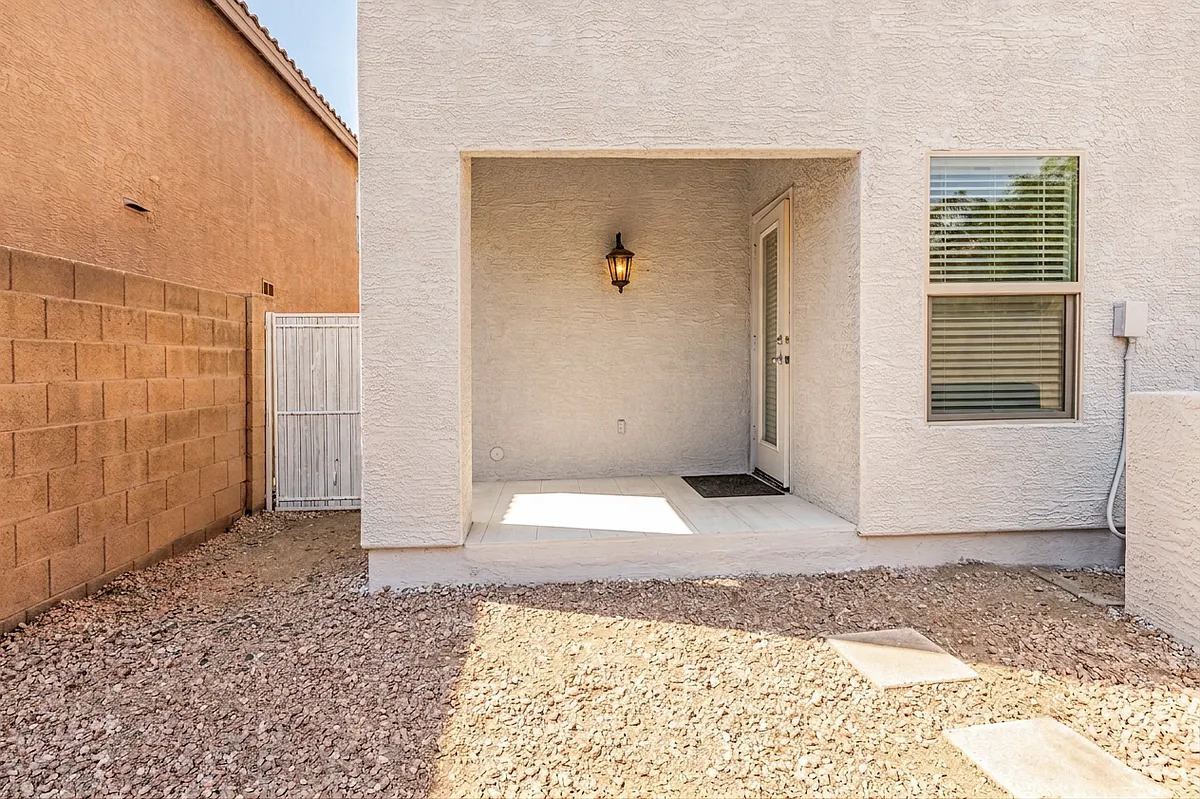 Building Photo - 7500 E Deer Valley Rd #169