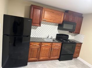 1786 Route 209 APT 103, Brodheadsville, PA 18322