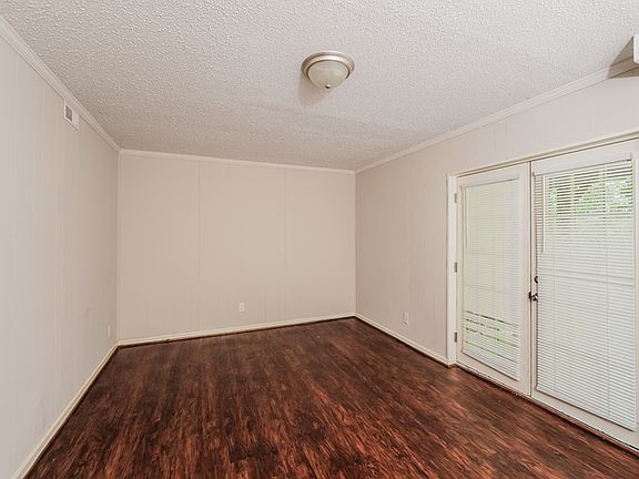 4th image of 2600 Streetman Cir