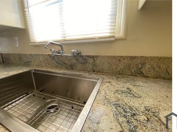 915 Glenway Dr #5, Inglewood, CA 90302