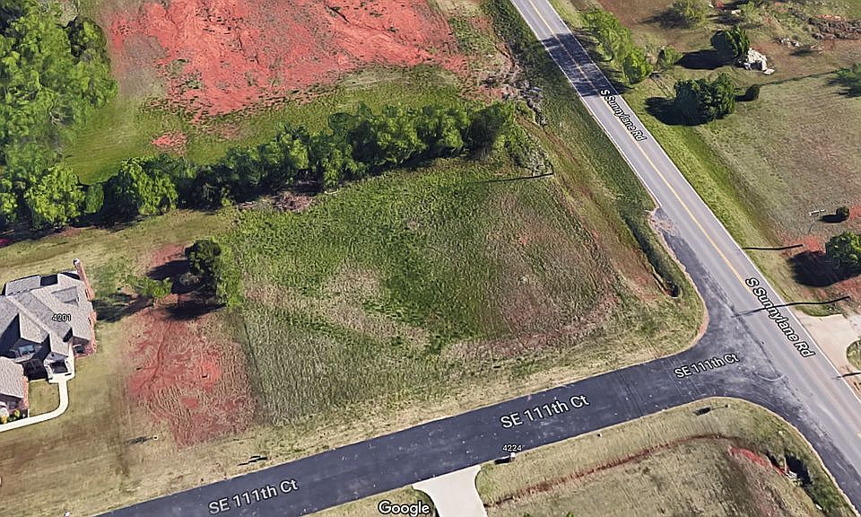 1st image of 4225 SE 111th Ct