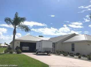 213 Clubhouse Ct, Sebring, FL 33876