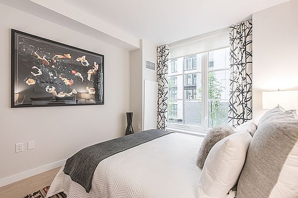1st image of 535 W 43rd St #1