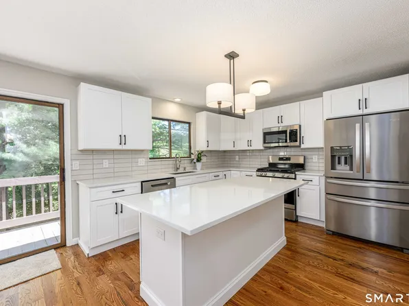 23 Sherman Lane #23, Hamden, CT 06514