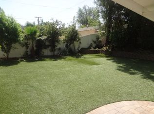 24054 Calvert St, Woodland Hills, CA 91367