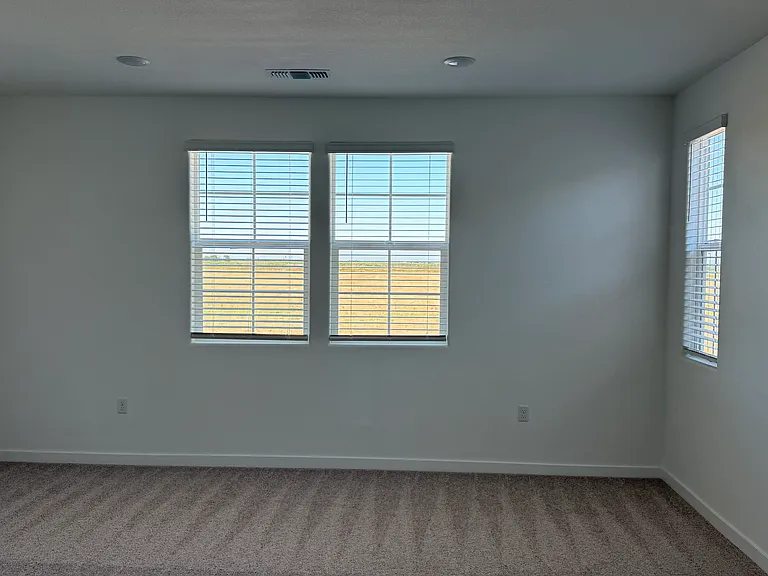608 Moana Ave — Photo 5