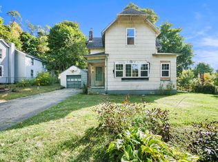102 Worden Ave, Kalamazoo, MI