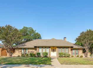 16947 Old Pond Dr, Dallas, TX 75248