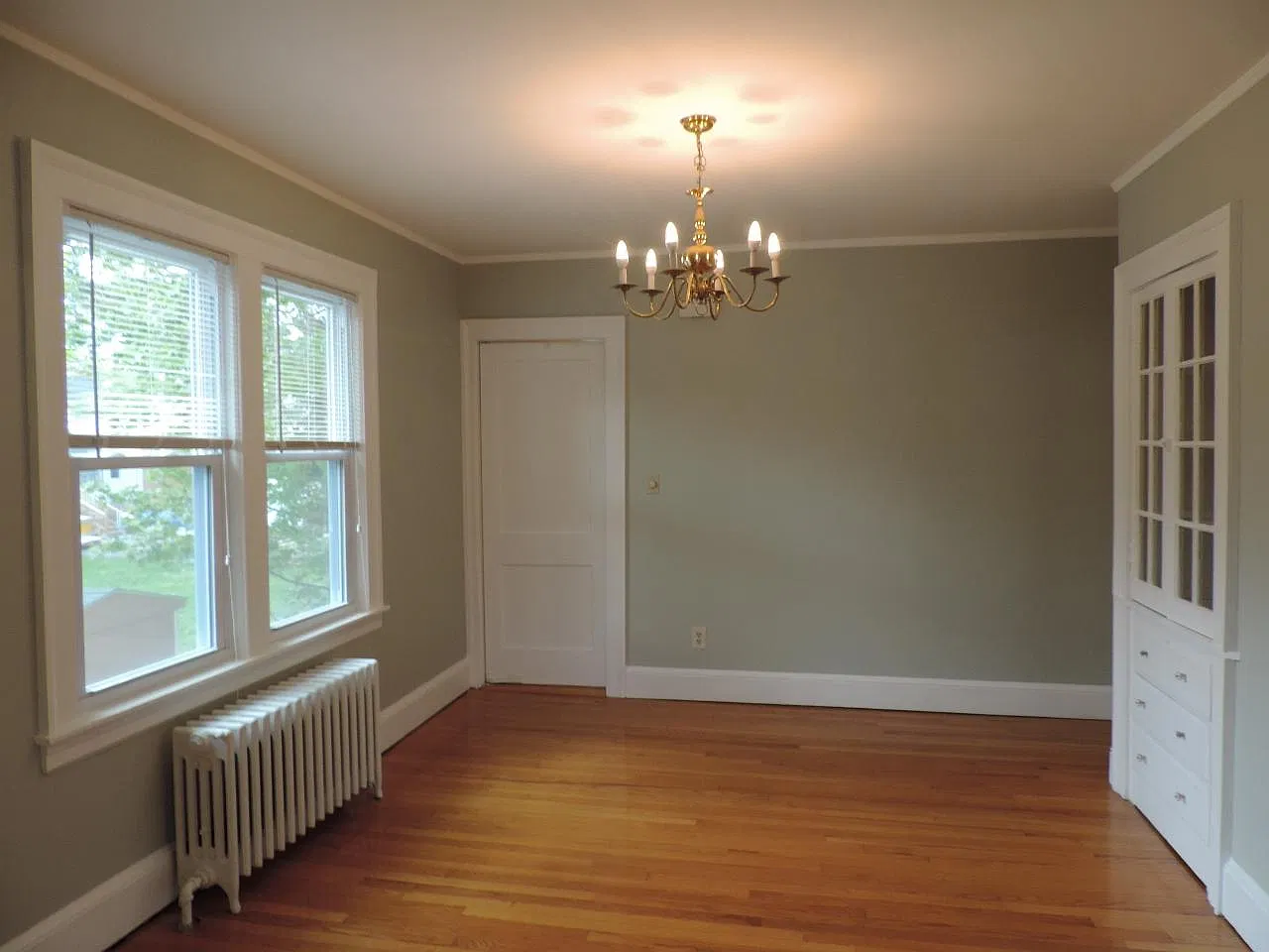 2 bed, 1292 sqft, $2,200 — Photo 4