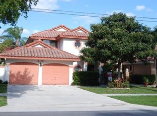 4181 NW 6th St, Deerfield Beach, FL 33442