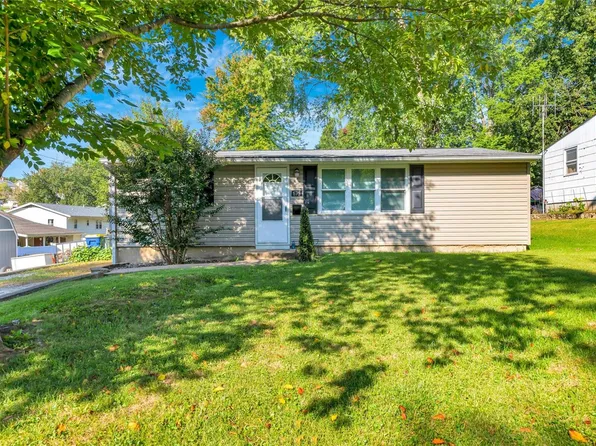 675 Linden Ln, Washington, MO 63090