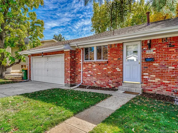 8662 E Briarwood Boulevard, Centennial, CO 80112