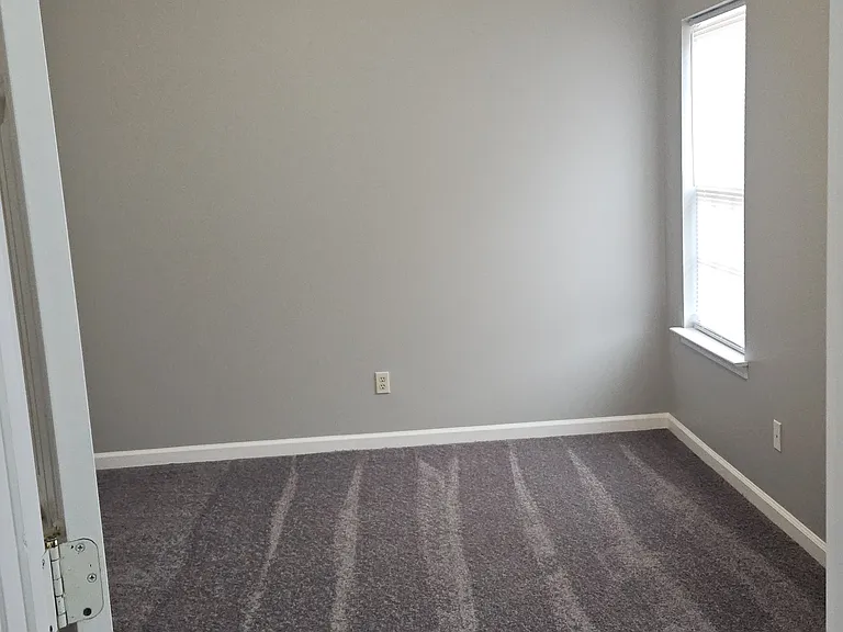 8382 Regal Bend Dr — Photo 19