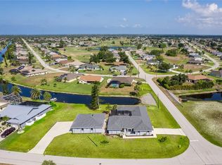 142 Mark Twain Ln, Rotonda West, FL 33947